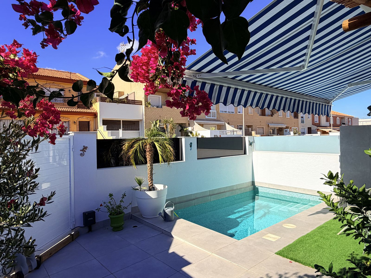 For sale - 3 Bedroom 2 Bathroom House - Semi-Detached House in San Pedro del Pinatar - San Pedro del Pinatar Centro  - Murcia