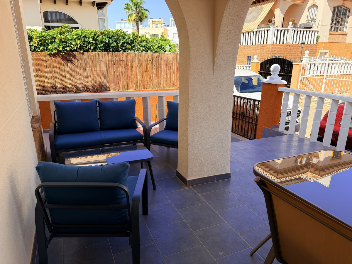 For sale - 2 Bedroom 2 Bathroom House - Quad in Orihuela - Lomas de Cabo Roig  - Alicante