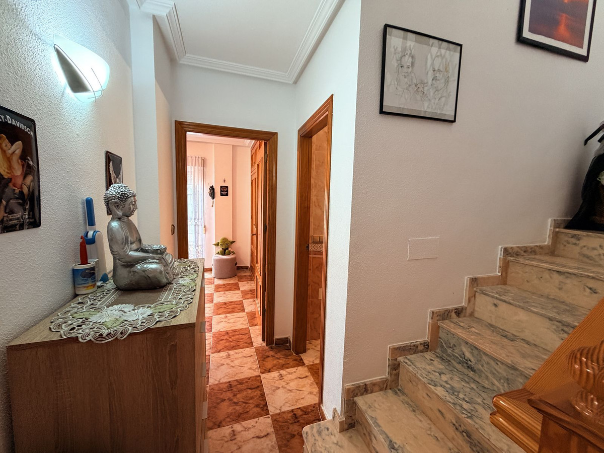 For sale - 3 Bedroom 2 Bathroom House - Quad in Orihuela - Orihuela Costa  - Alicante