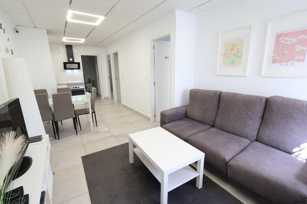 For sale - 3 Bedroom 1 Bathroom House - Bungalow in Torrevieja - La Siesta  - Alicante