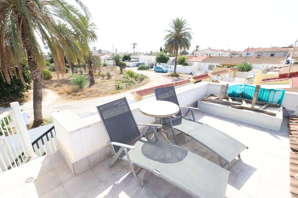 For sale - 3 Bedroom 1 Bathroom House - Bungalow in Torrevieja - La Siesta  - Alicante