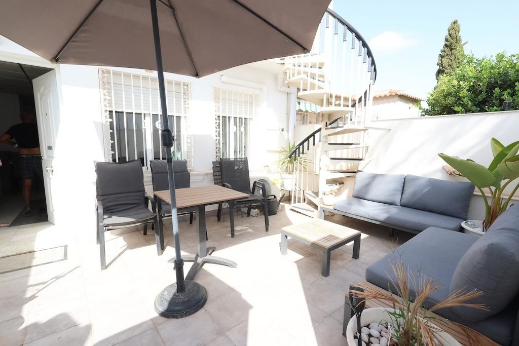 3 Bedroom 1 Bathroom House - Bungalow in Torrevieja