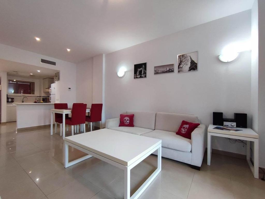 For sale - 2 Bedroom 1 Bathroom Apartment - Middle Floor Apartment in Orihuela - Punta Prima  - Alicante