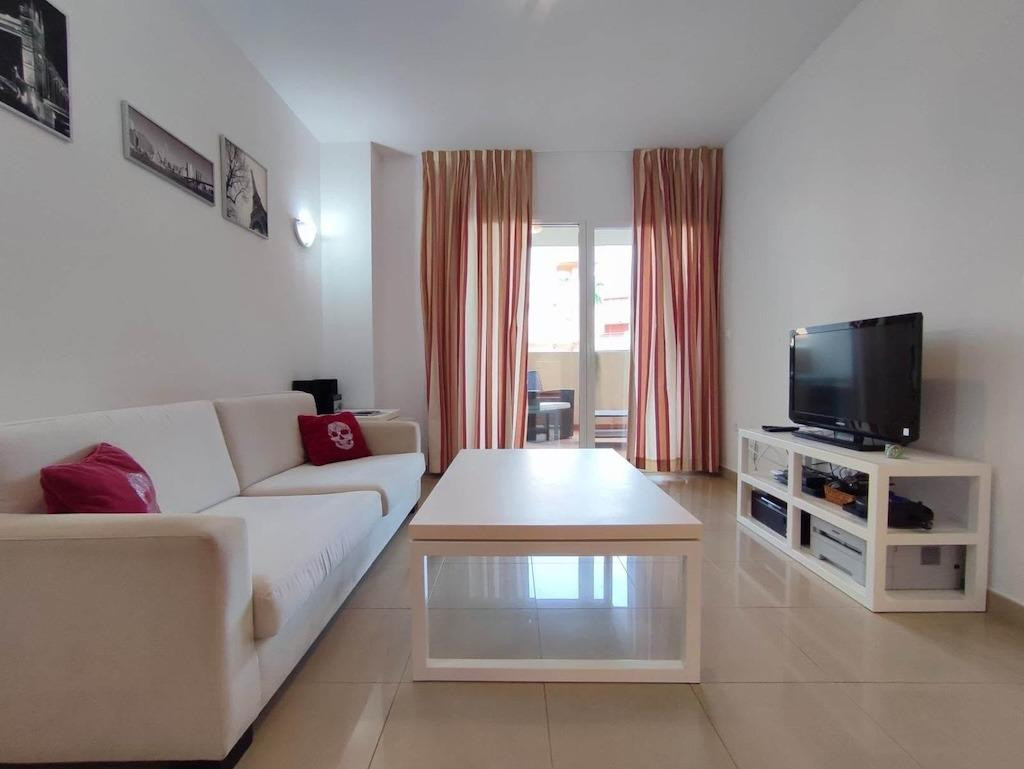 For sale - 2 Bedroom 1 Bathroom Apartment - Middle Floor Apartment in Orihuela - Punta Prima  - Alicante