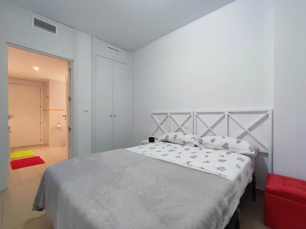 For sale - 2 Bedroom 1 Bathroom Apartment - Middle Floor Apartment in Orihuela - Punta Prima  - Alicante