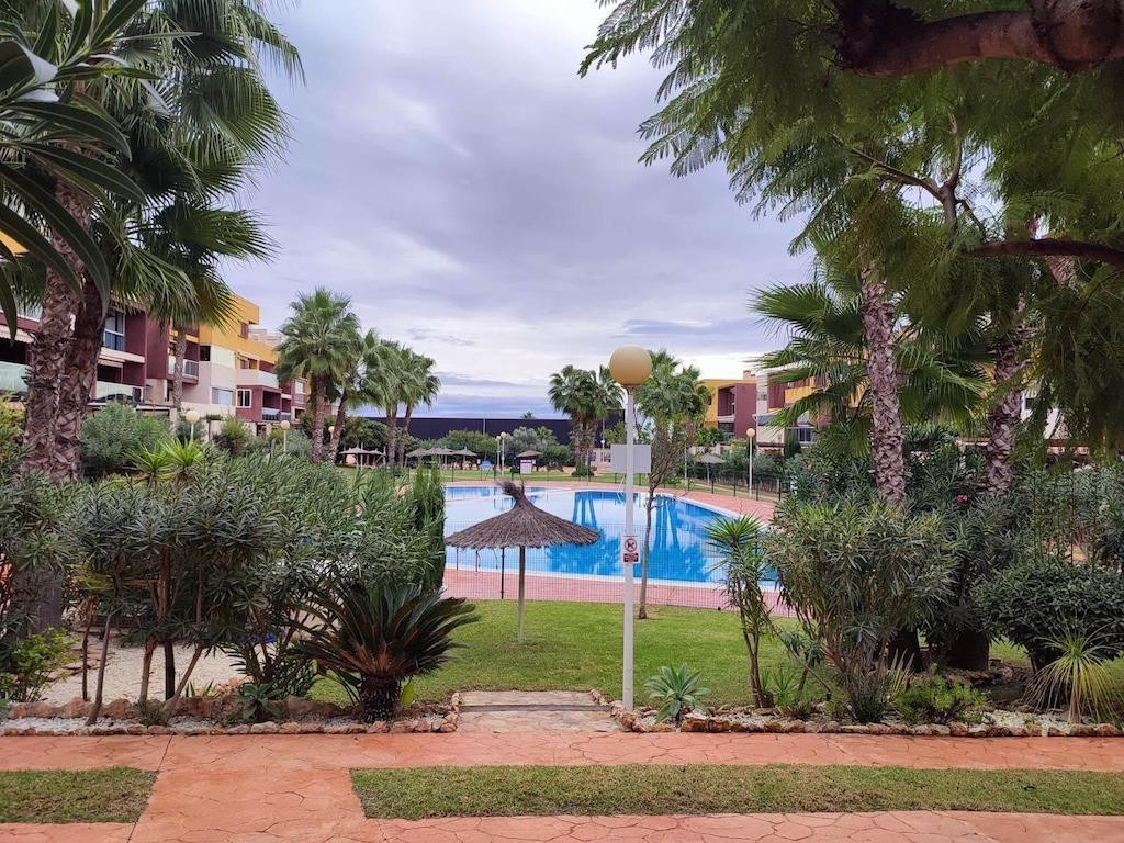 For sale - 2 Bedroom 1 Bathroom Apartment - Middle Floor Apartment in Orihuela - Punta Prima  - Alicante