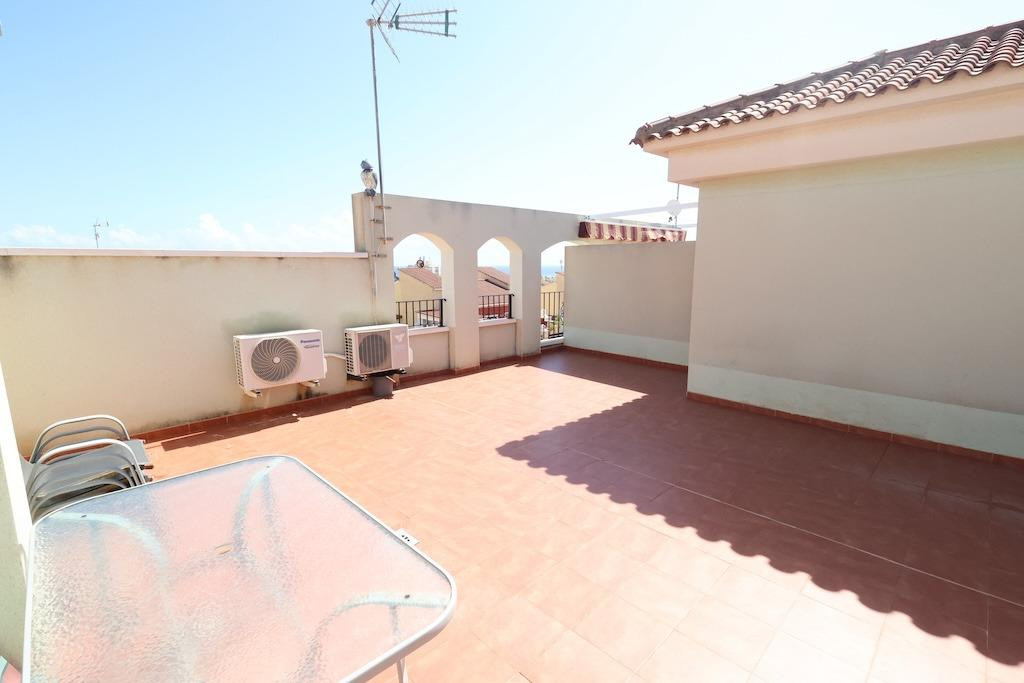 For sale - 2 Bedroom 1 Bathroom Apartment - Top Floor Apartment in Torrevieja - Torrevieja Centro  - Alicante