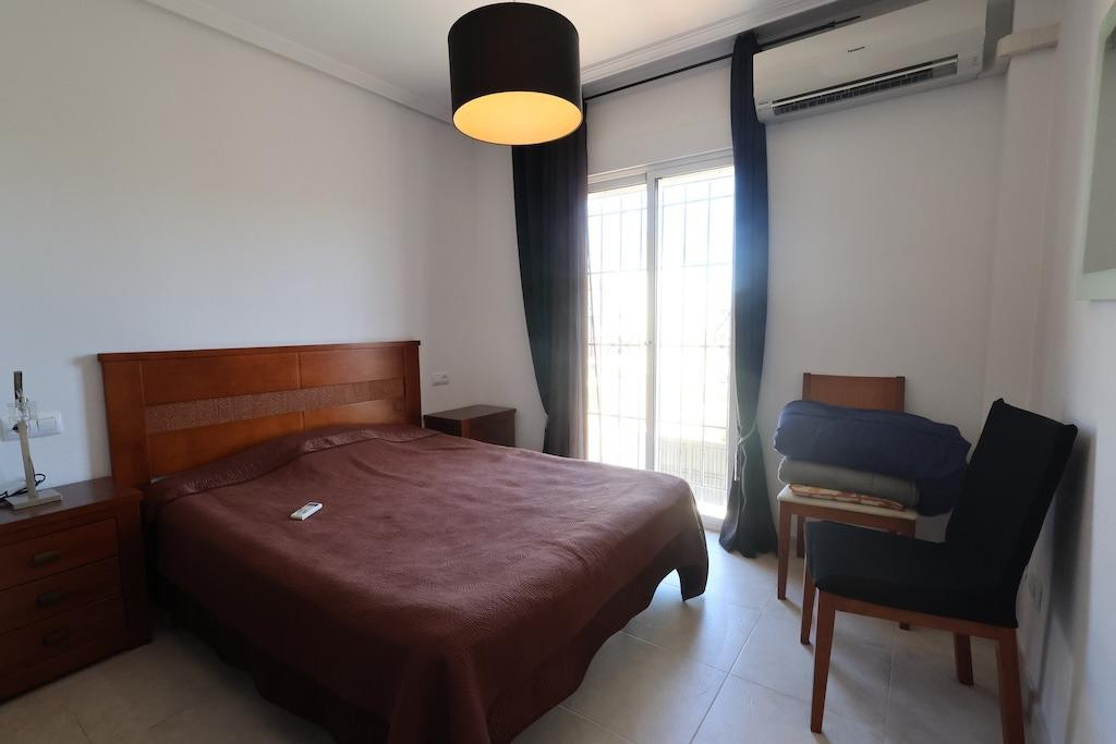 For sale - 2 Bedroom 1 Bathroom Apartment - Top Floor Apartment in Torrevieja - Torrevieja Centro  - Alicante