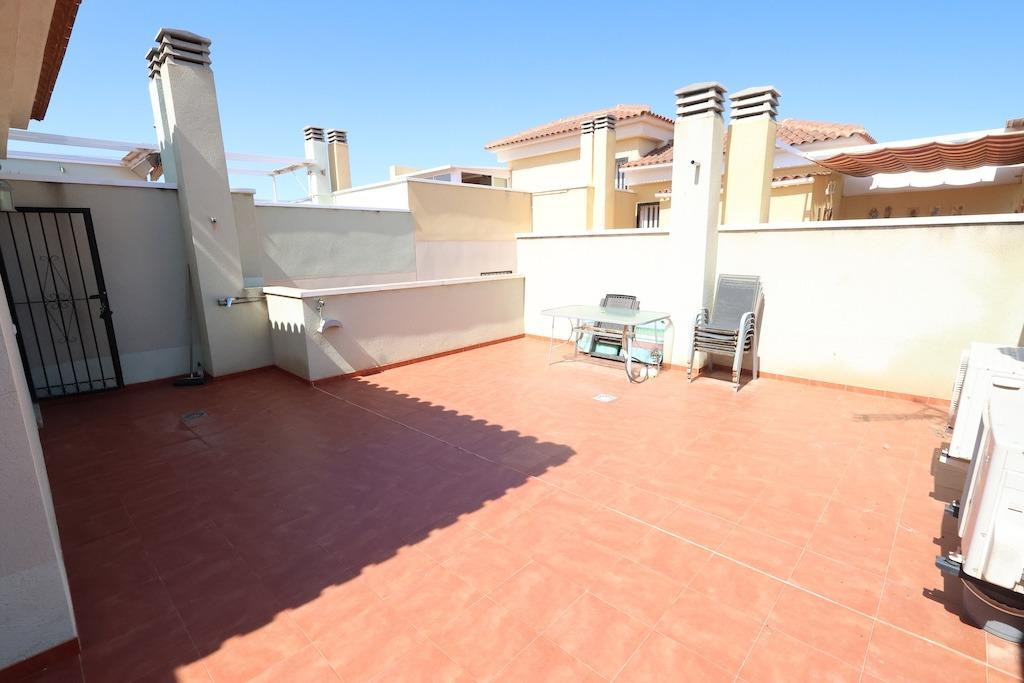 For sale - 2 Bedroom 1 Bathroom Apartment - Top Floor Apartment in Torrevieja - Torrevieja Centro  - Alicante