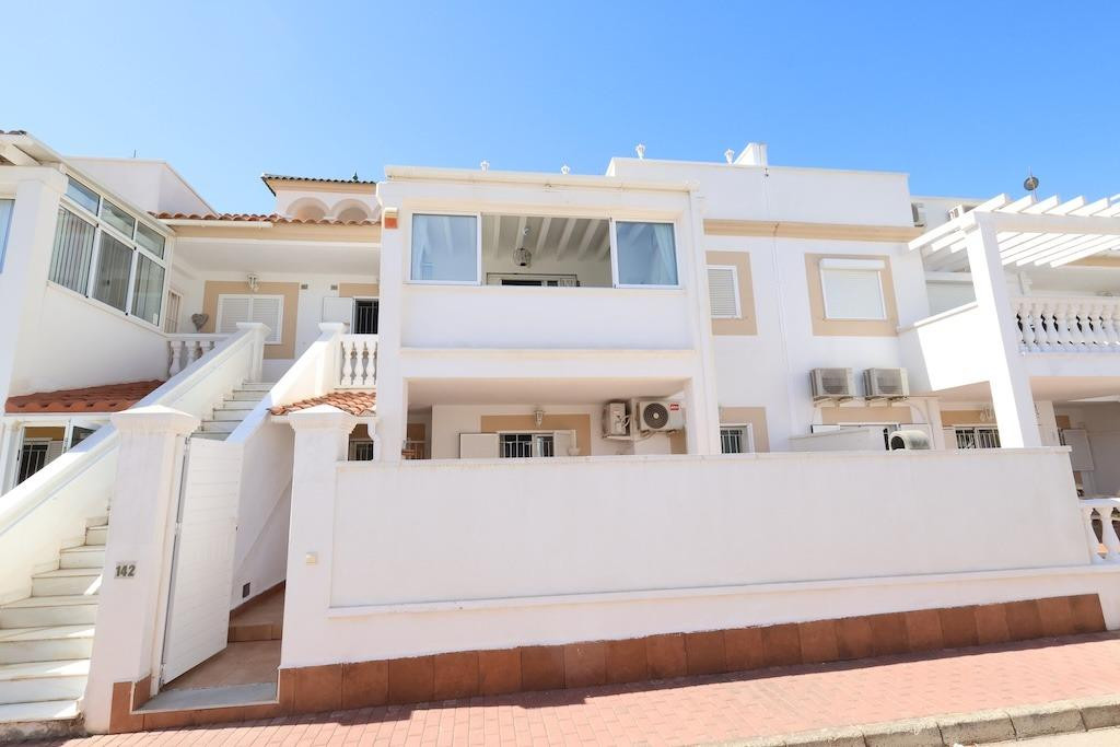For sale - 2 Bedroom 1 Bathroom House - Bungalow in Orihuela - Orihuela Costa  - Alicante