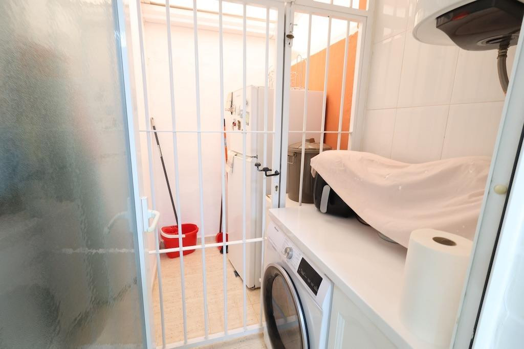 For sale - 2 Bedroom 1 Bathroom House - Bungalow in Orihuela - Orihuela Costa  - Alicante