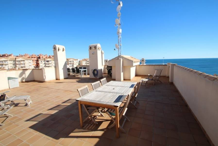 For sale - 2 Bedroom 1 Bathroom Apartment - Penthouse in Orihuela - Campoamor  - Alicante