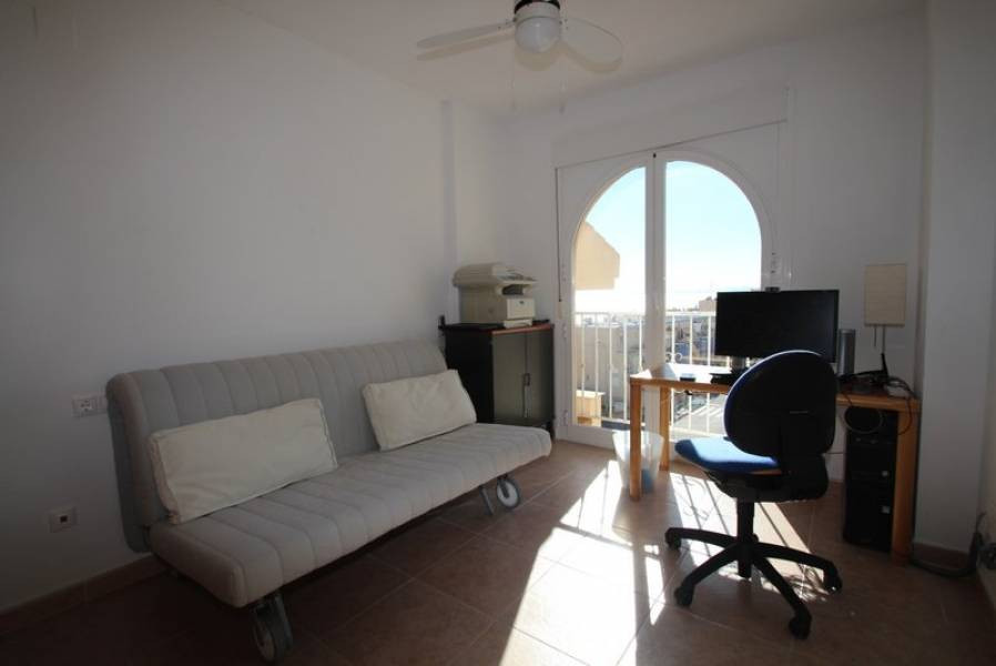 For sale - 2 Bedroom 1 Bathroom Apartment - Penthouse in Orihuela - Campoamor  - Alicante