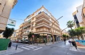 76-R5486779/81321, 3 Bedroom 2 Bathroom Apartment - Middle Floor Apartment in Torrevieja
