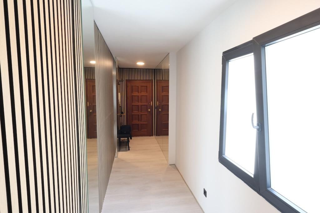 For sale - 3 Bedroom 2 Bathroom Apartment - Penthouse in Torrevieja - Torrevieja Centro  - Alicante