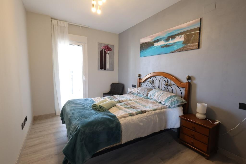 For sale - 2 Bedroom 1 Bathroom Apartment - Middle Floor Apartment in Orihuela - Orihuela Costa  - Alicante