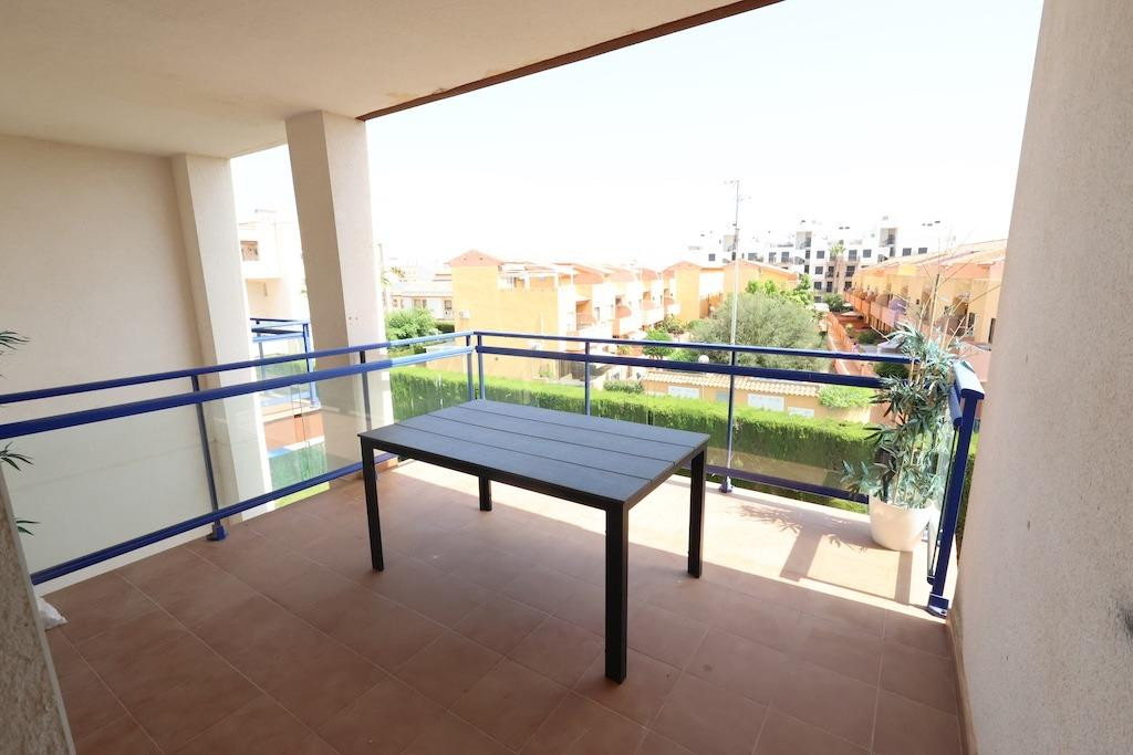 For sale - 2 Bedroom 1 Bathroom Apartment - Middle Floor Apartment in Orihuela - Orihuela Costa  - Alicante