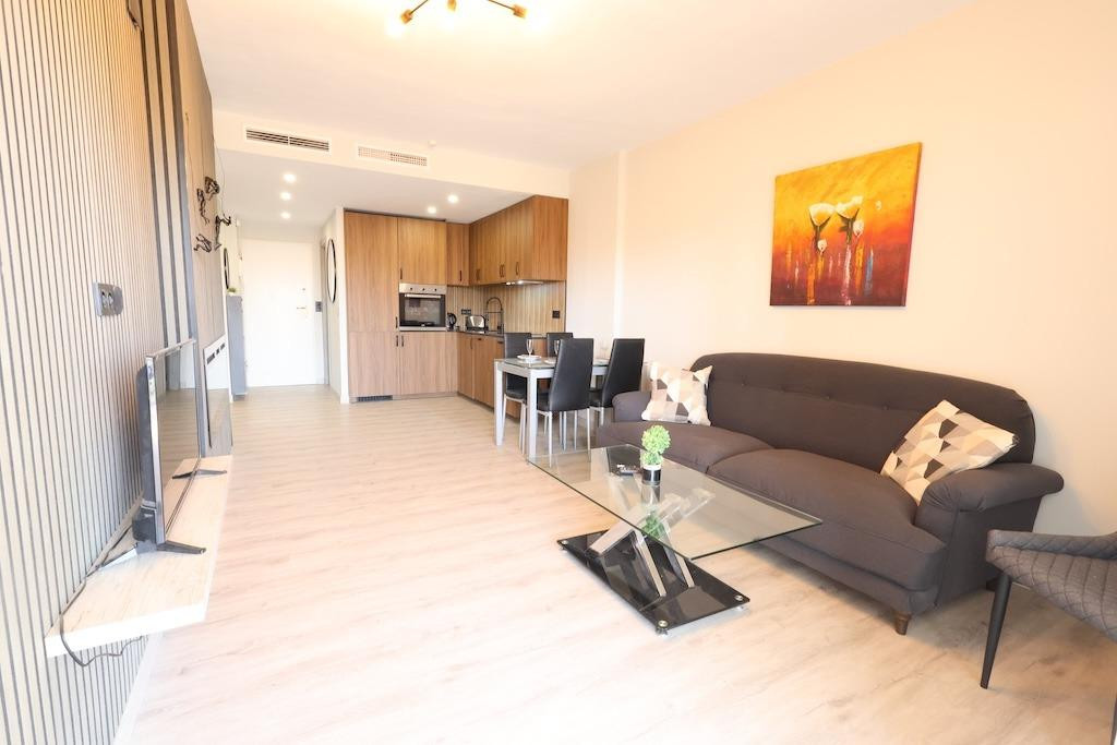 For sale - 2 Bedroom 1 Bathroom Apartment - Middle Floor Apartment in Orihuela - Orihuela Costa  - Alicante
