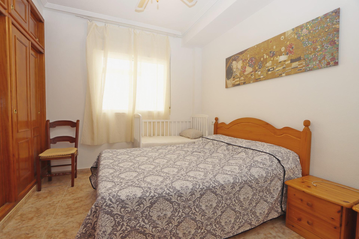 For sale - 2 Bedroom 1 Bathroom Apartment - Middle Floor Apartment in Orihuela - Orihuela Costa  - Alicante