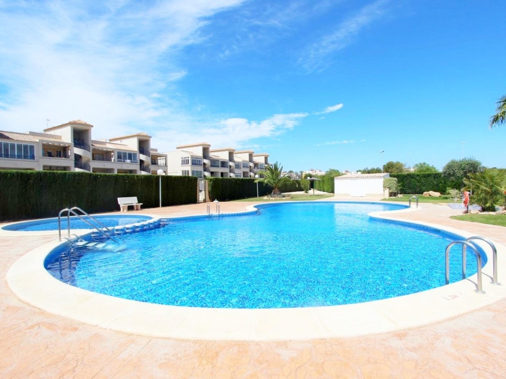 2 Bedroom 1 Bathroom Apartment - Middle Floor Apartment in Orihuela