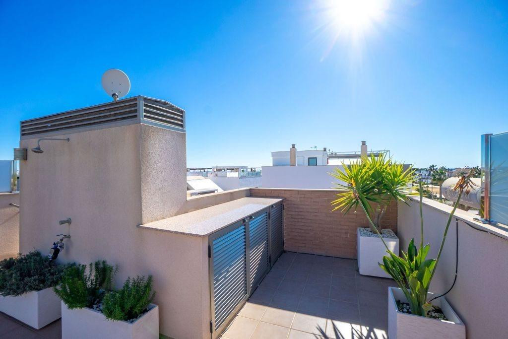 For sale - 2 Bedroom 2 Bathroom Apartment - Penthouse in Pilar de la Horadada - Torre de la Horadada  - Alicante