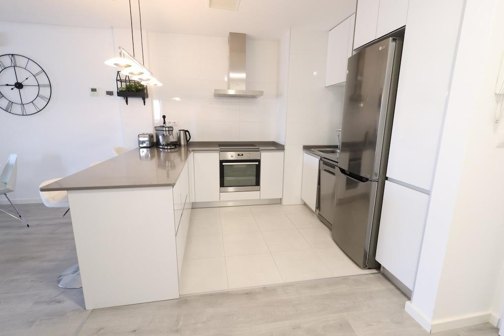For sale - 2 Bedroom 2 Bathroom Apartment - Middle Floor Apartment in Orihuela - Los Dolses  - Alicante