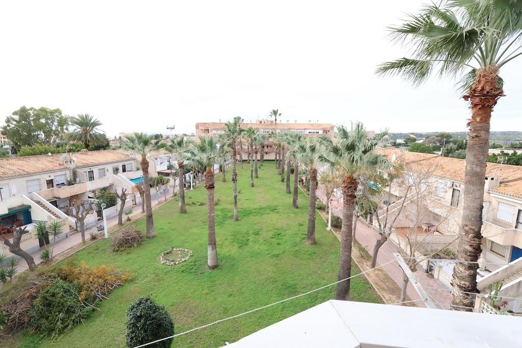 For sale - 1 Bedroom 1 Bathroom Apartment - Middle Floor Apartment in Orihuela - Orihuela Costa  - Alicante