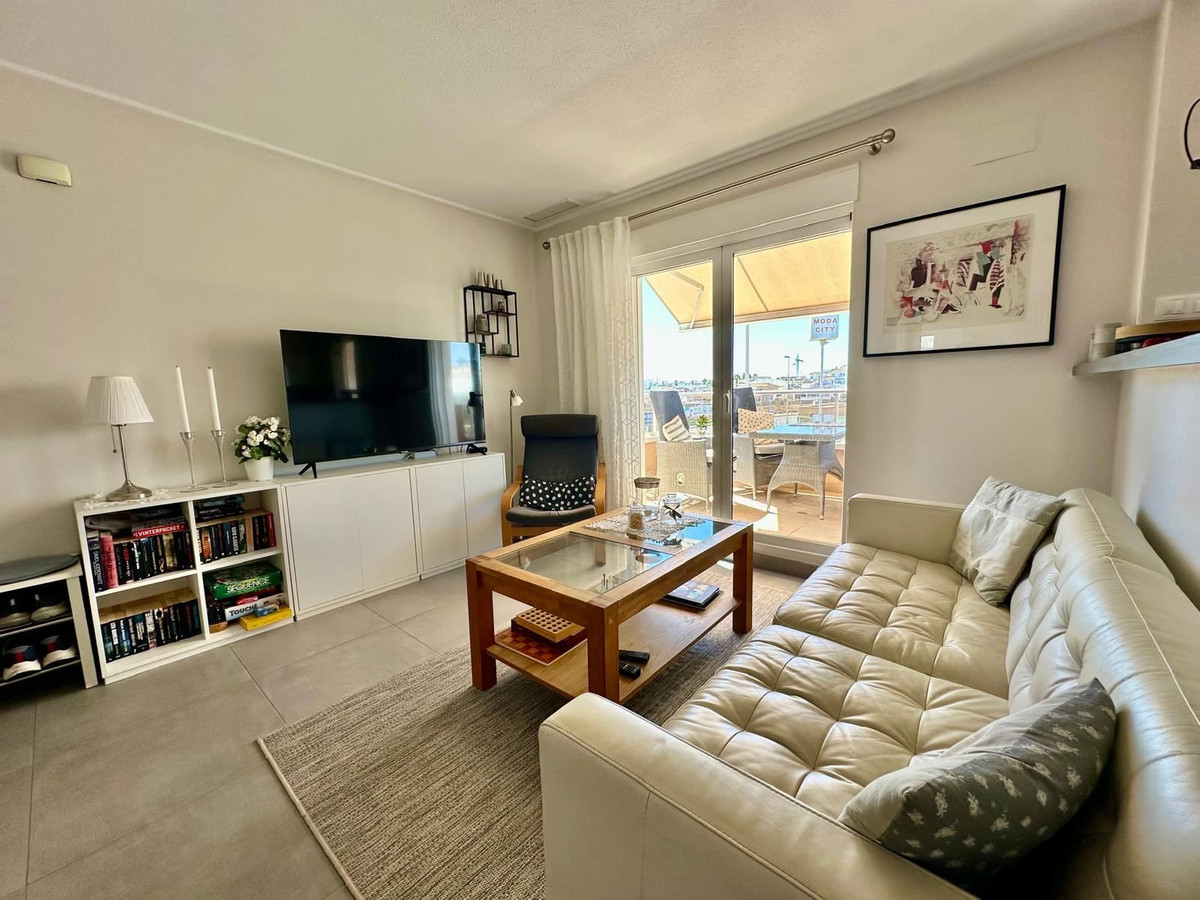 For sale - 2 Bedroom 2 Bathroom Apartment - Ground Floor Apartment in Orihuela - Punta Prima  - Alicante
