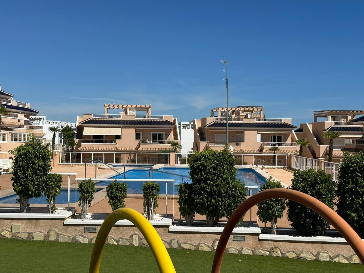 For sale - 2 Bedroom 2 Bathroom Apartment - Ground Floor Apartment in Orihuela - Punta Prima  - Alicante