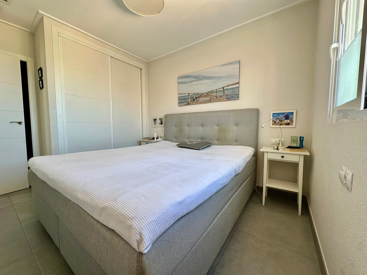 For sale - 2 Bedroom 2 Bathroom Apartment - Ground Floor Apartment in Orihuela - Punta Prima  - Alicante