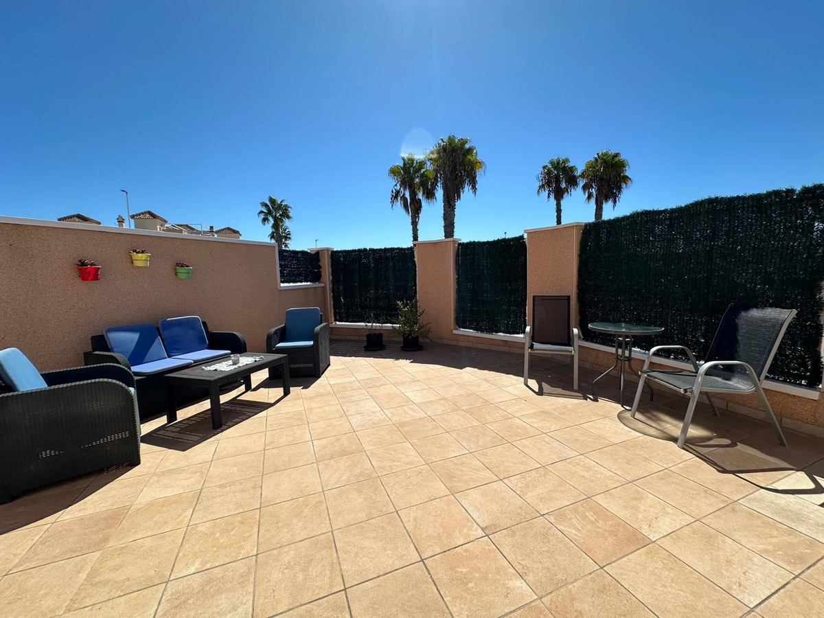 For sale - 2 Bedroom 2 Bathroom Apartment - Ground Floor Apartment in Orihuela - Punta Prima  - Alicante