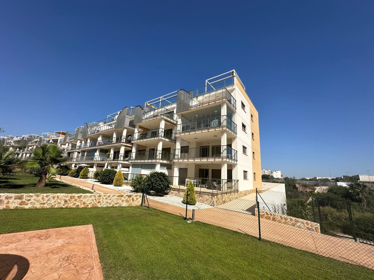 For sale - 3 Bedroom 2 Bathroom Apartment - Middle Floor Apartment in Orihuela - Los Dolses  - Alicante