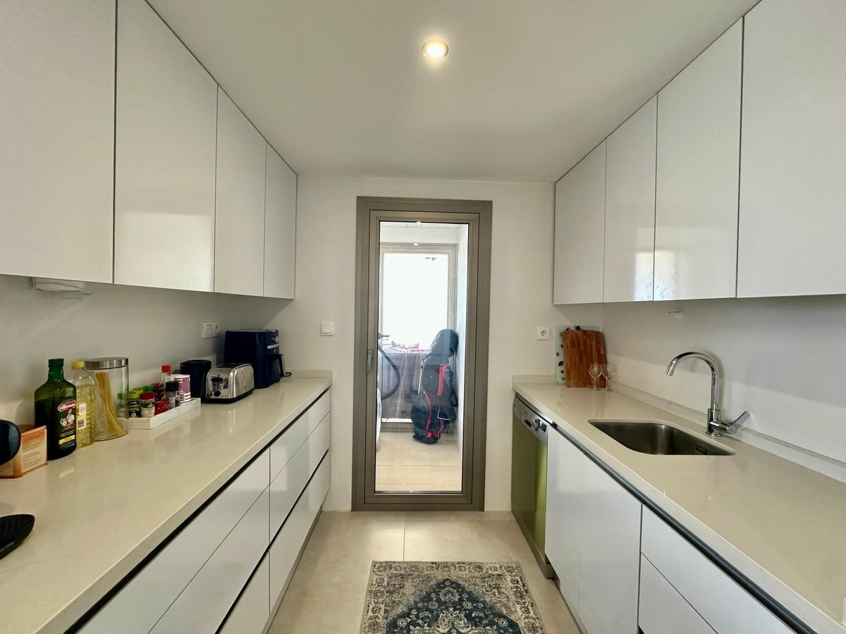 For sale - 3 Bedroom 2 Bathroom Apartment - Middle Floor Apartment in Orihuela - Los Dolses  - Alicante