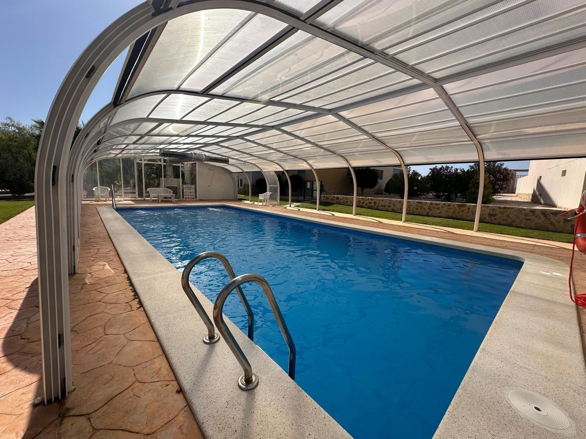 For sale - 3 Bedroom 2 Bathroom Apartment - Middle Floor Apartment in Orihuela - Los Dolses  - Alicante