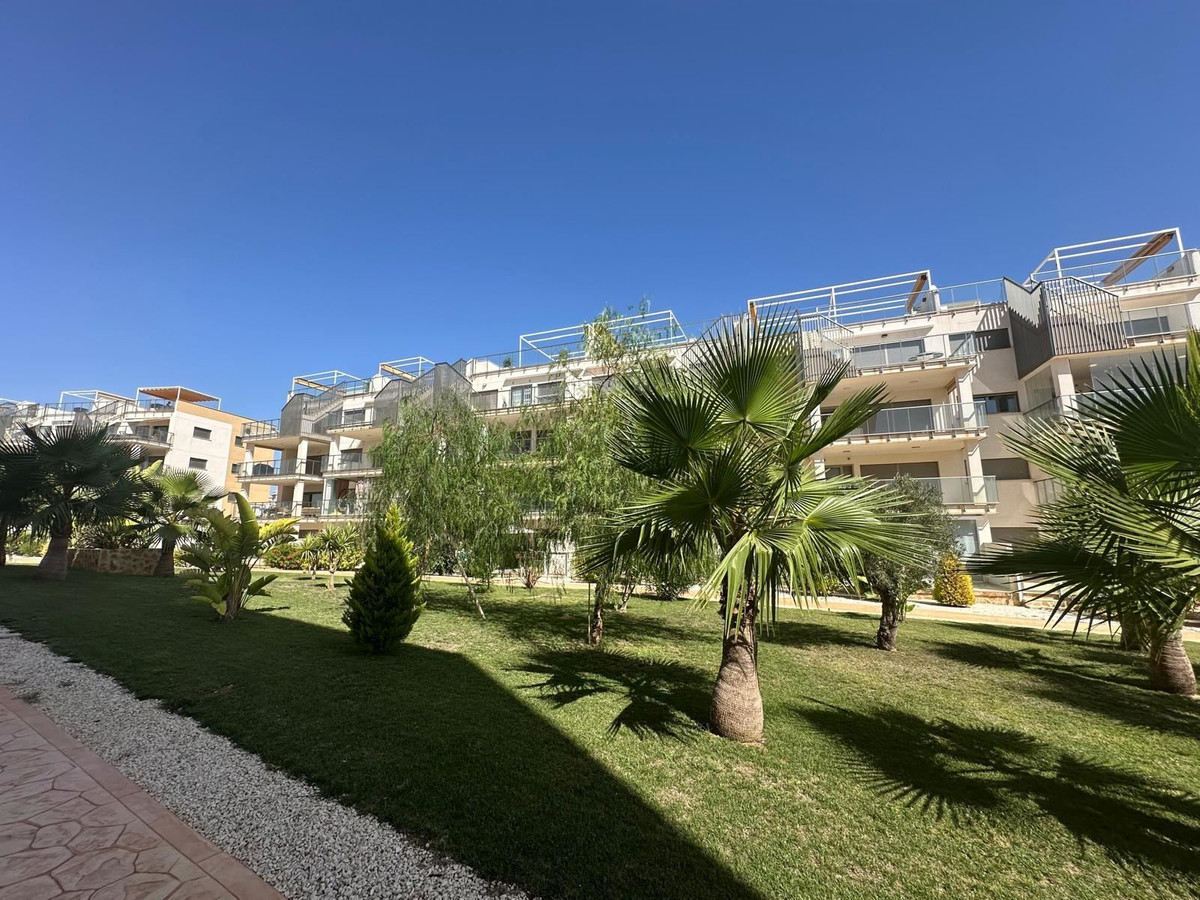 For sale - 3 Bedroom 2 Bathroom Apartment - Middle Floor Apartment in Orihuela - Los Dolses  - Alicante