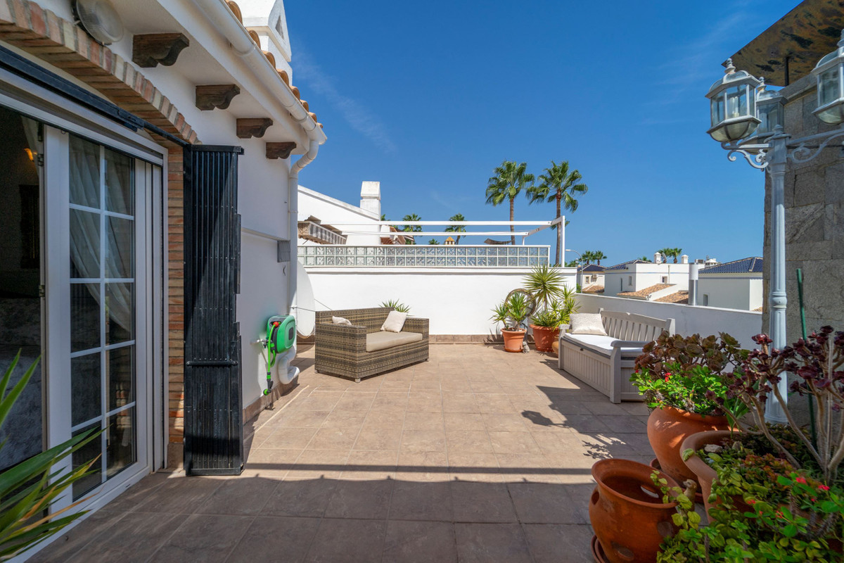 For sale - 3 Bedroom 2 Bathroom House - Detached Villa in Orihuela - Los Dolses  - Alicante