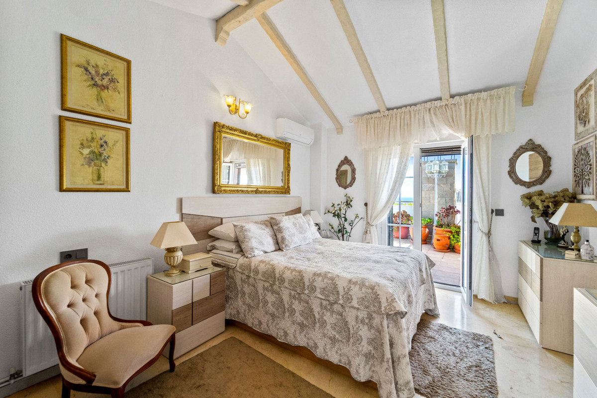 For sale - 3 Bedroom 2 Bathroom House - Detached Villa in Orihuela - Los Dolses  - Alicante