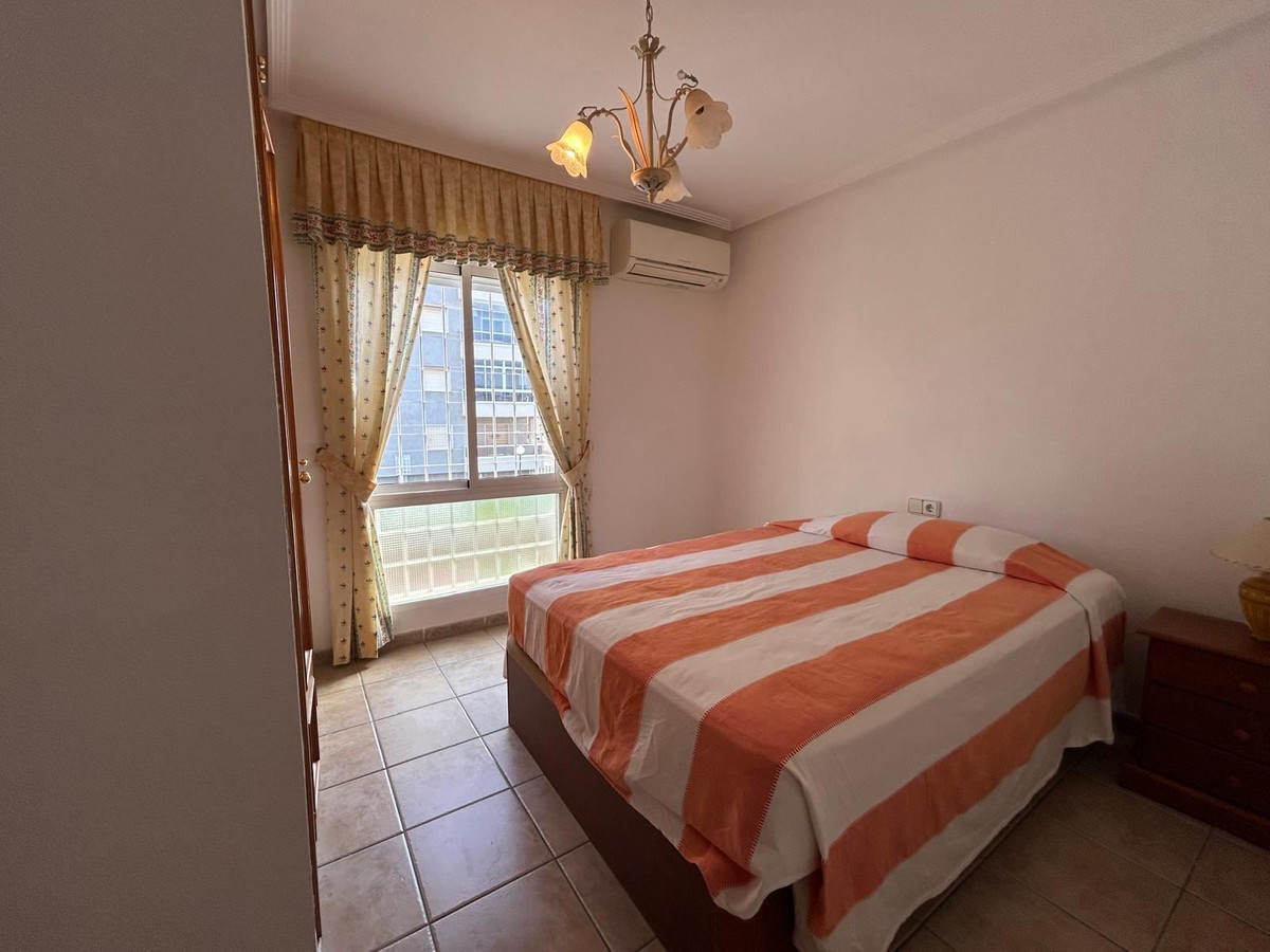 For sale - 3 Bedroom 2 Bathroom House - Townhouse in Torrevieja - Torrevieja Centro  - Alicante