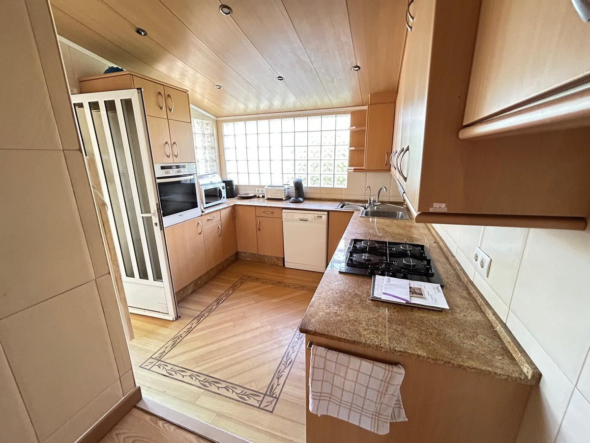For sale - 3 Bedroom 3 Bathroom House - Detached Villa in Orihuela - Cabo Roig  - Alicante