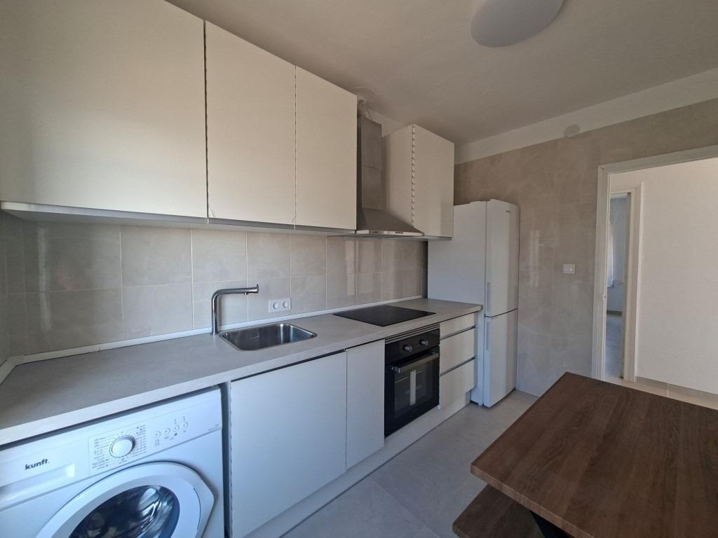 For sale - 3 Bedroom 1 Bathroom House - Townhouse in Torrevieja - Torrevieja Centro  - Alicante
