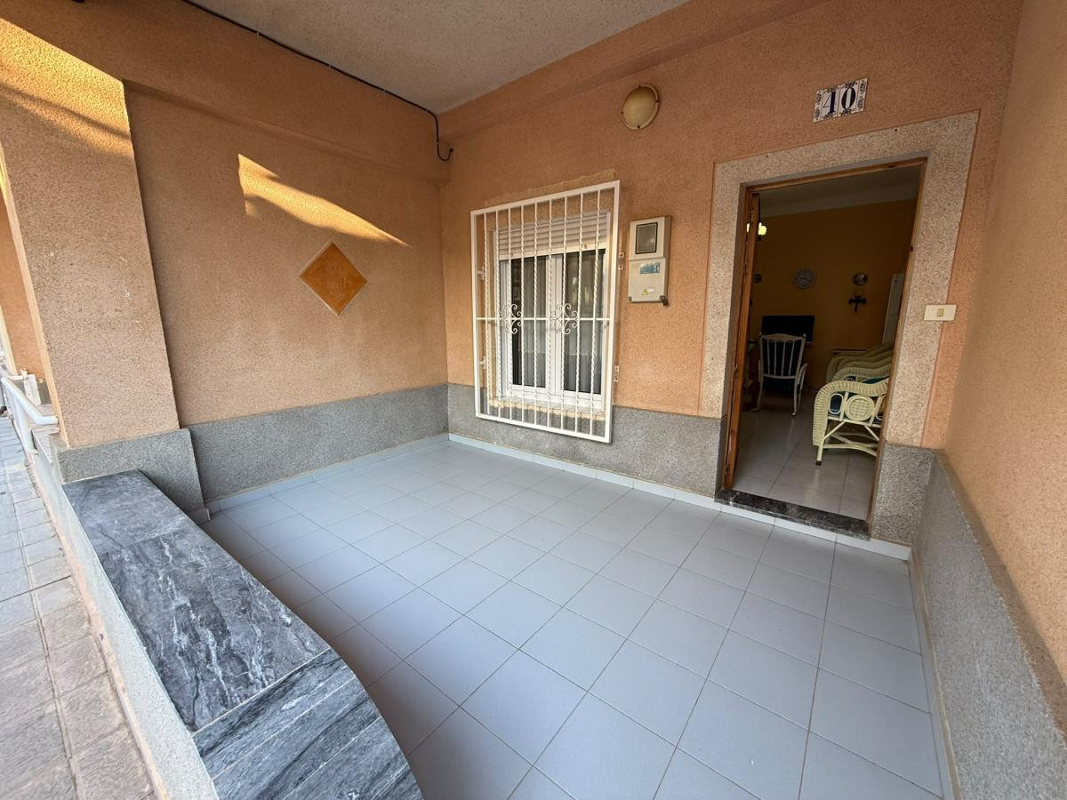 For sale - 4 Bedroom 1 Bathroom Apartment - Ground Floor Apartment in Pilar de la Horadada - Torre de la Horadada  - Alicante