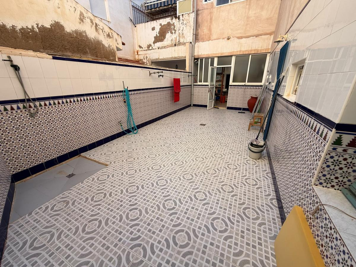 For sale - 4 Bedroom 1 Bathroom Apartment - Ground Floor Apartment in Pilar de la Horadada - Torre de la Horadada  - Alicante