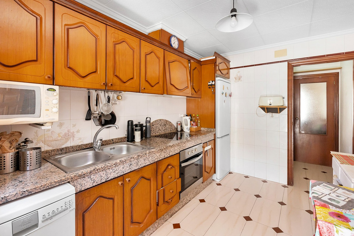 For sale - 3 Bedroom 2 Bathroom House - Townhouse in Torrevieja - La Mata  - Alicante