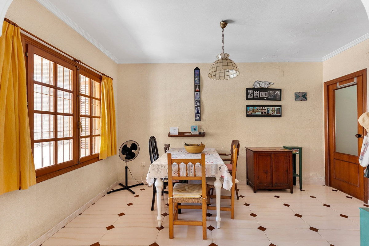For sale - 3 Bedroom 2 Bathroom House - Townhouse in Torrevieja - La Mata  - Alicante