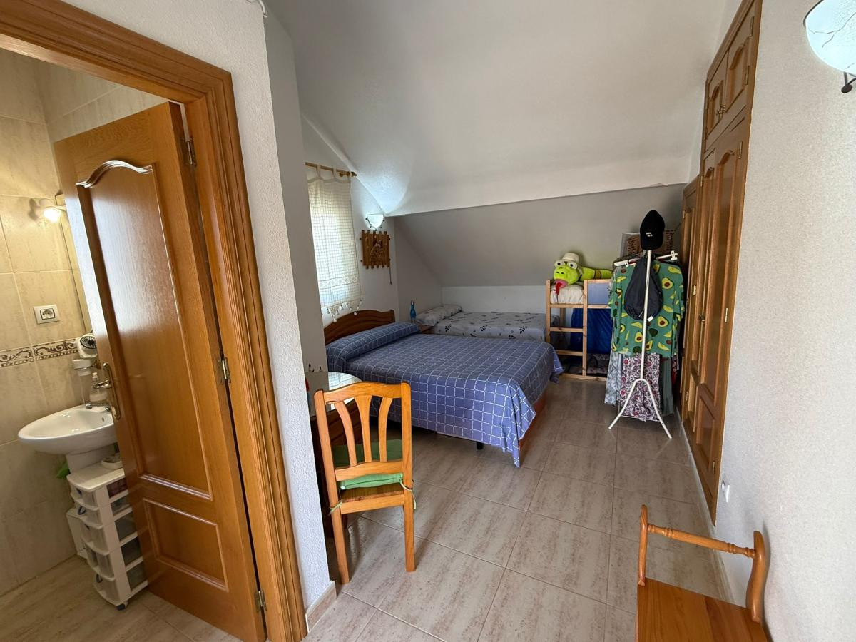 For sale - 4 Bedroom 3 Bathroom House - Townhouse in Pilar de la Horadada - Torre de la Horadada  - Alicante