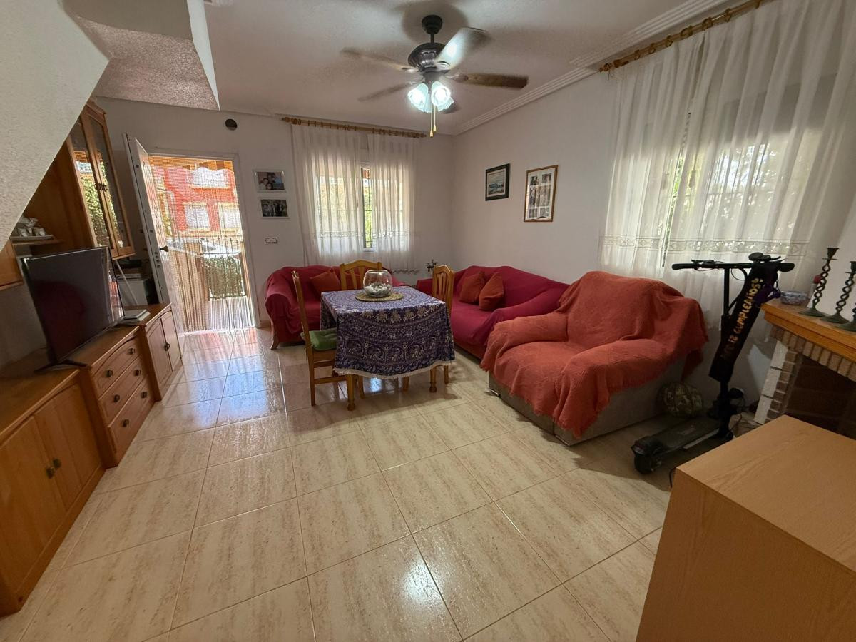 For sale - 4 Bedroom 3 Bathroom House - Townhouse in Pilar de la Horadada - Torre de la Horadada  - Alicante