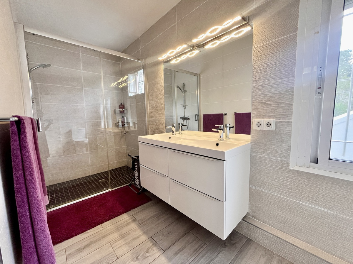For sale - 3 Bedroom 3 Bathroom House - Detached Villa in Pilar de la Horadada - Pinar de Campoverde  - Alicante