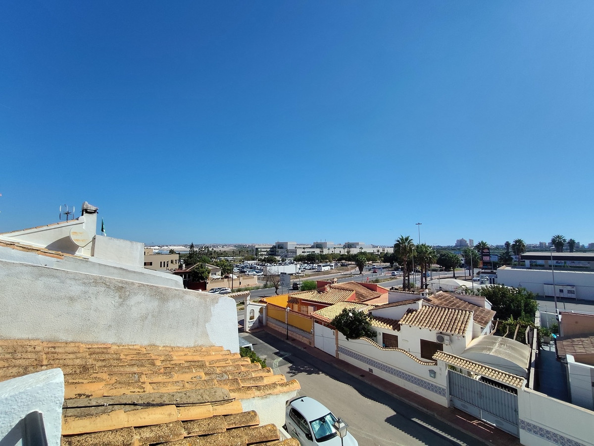 For sale - 3 Bedroom 2 Bathroom House - Townhouse in Orihuela - Los Balcones  - Alicante