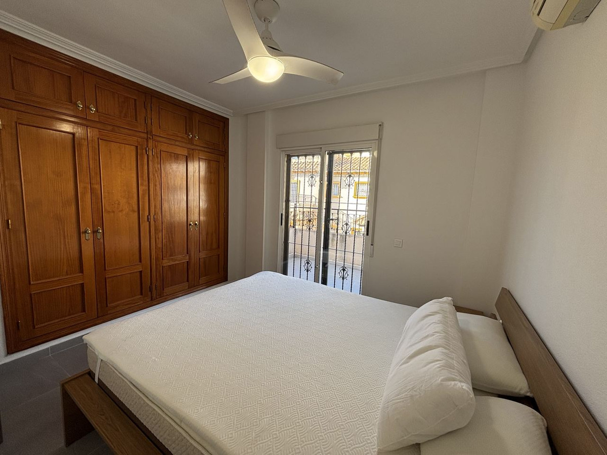 For sale - 3 Bedroom 3 Bathroom House - Townhouse in Orihuela - La Zenia  - Alicante