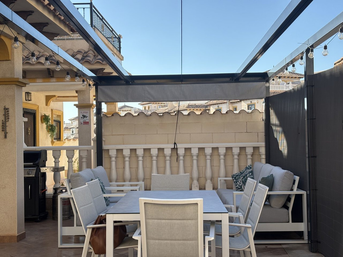 For sale - 3 Bedroom 3 Bathroom House - Townhouse in Orihuela - La Zenia  - Alicante